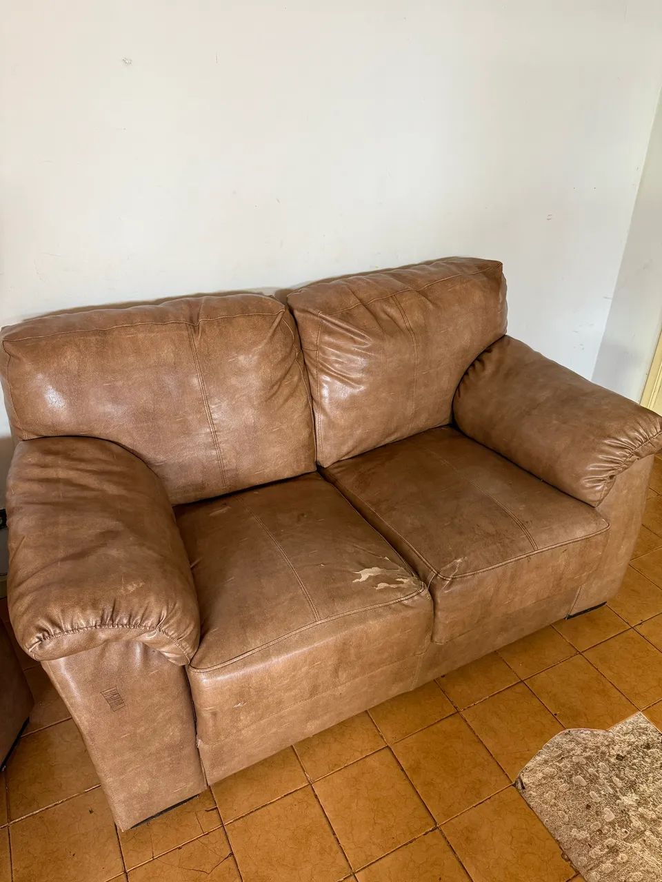 Conjunto de Sofás 3 e 2 Lugares para Reforma ou Uso - Foto 4