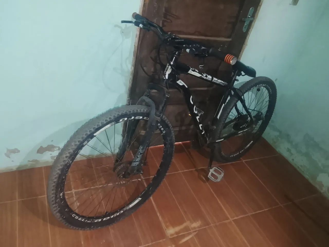 Bicicleta aro 29 colli