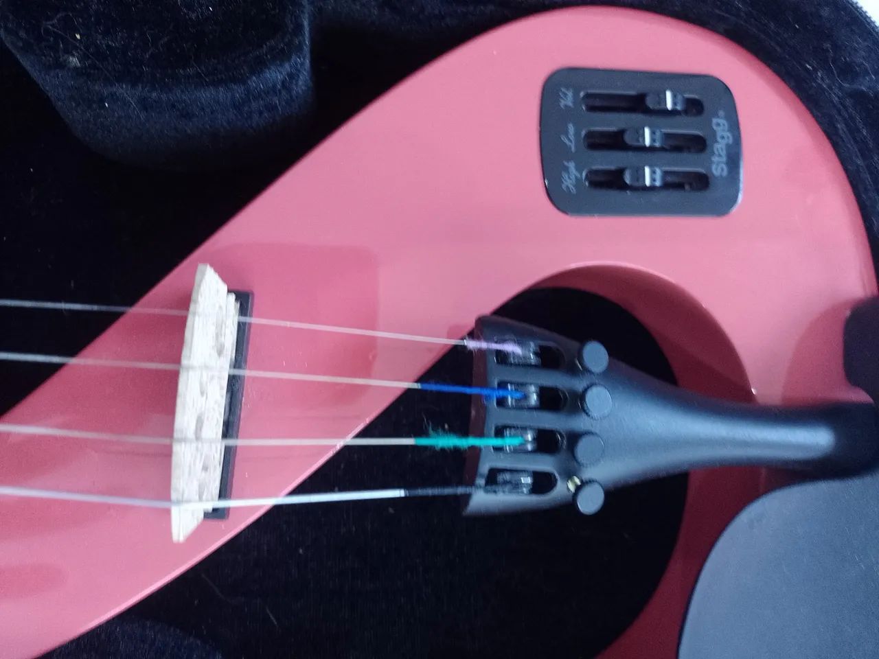 Violino elétrico Stagg 4/4 - Foto 3