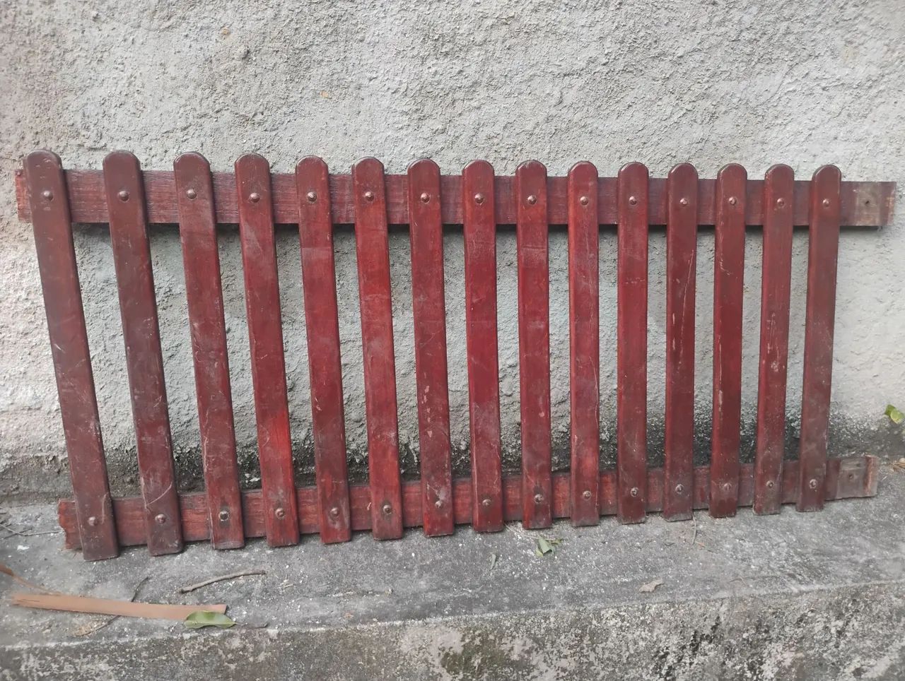 Cercas de madeira ? maciça 