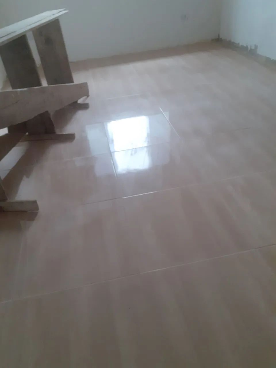 Lote de Cerâmica Bege Claro - Elegância e Conforto - Foto 3