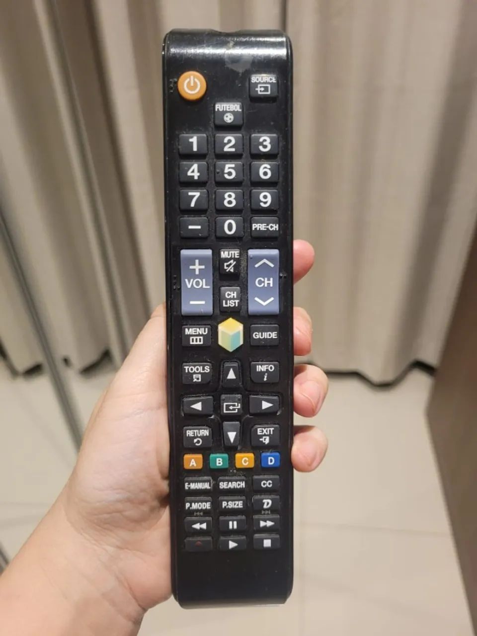TV Samsung 32'' muito conservada, porém sem imagem  - Foto 2