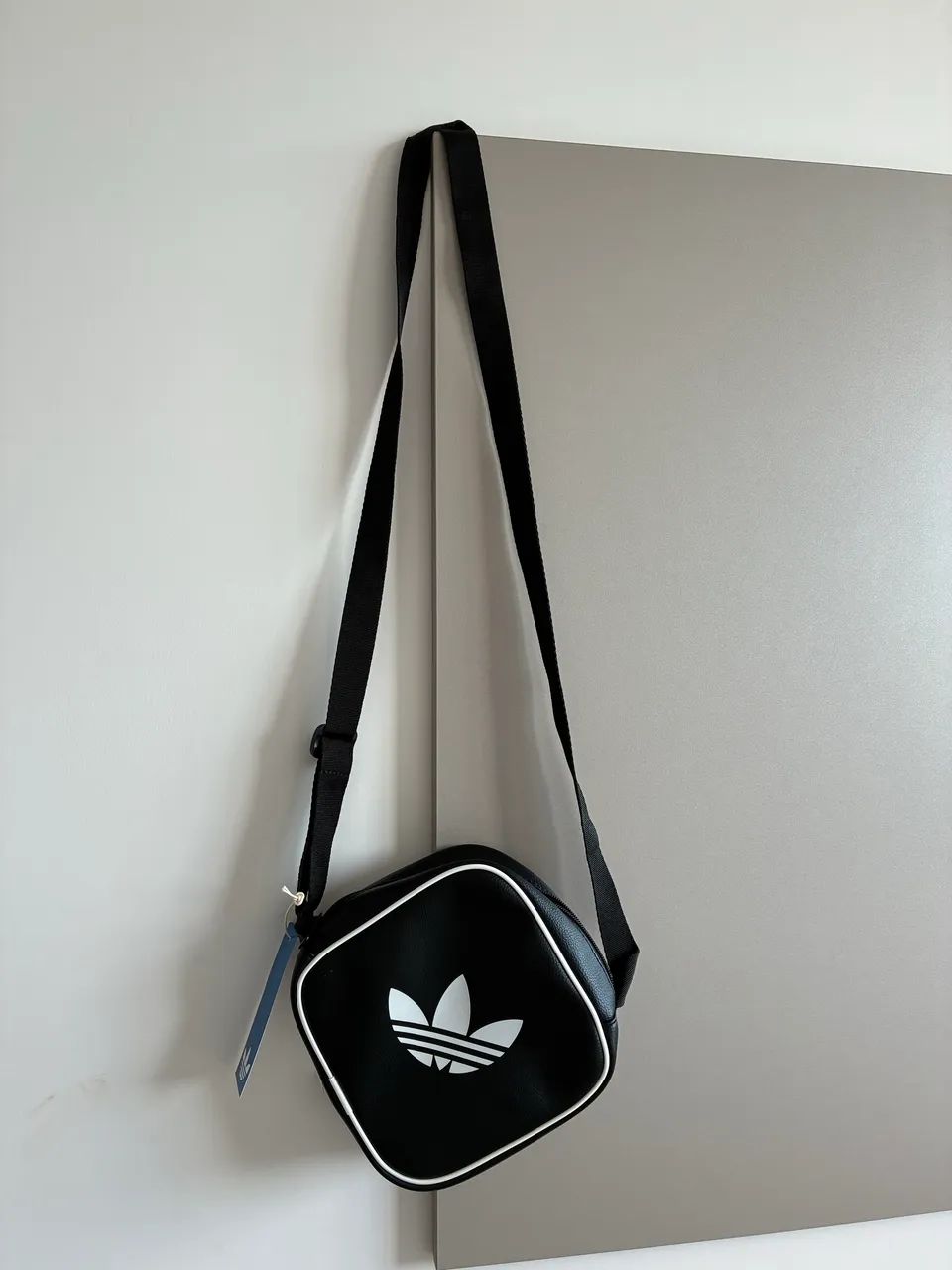 Bolsa Classic Diamond Adidas - Foto 2