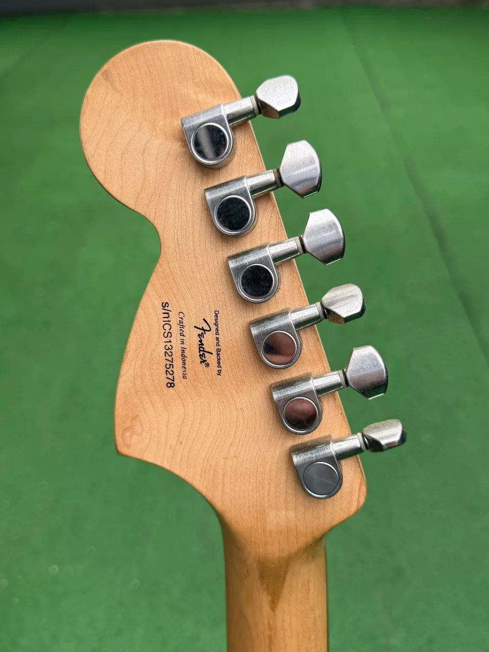 Guitarra Squier Deluxe Hot Rails Stratocaster - Foto 5