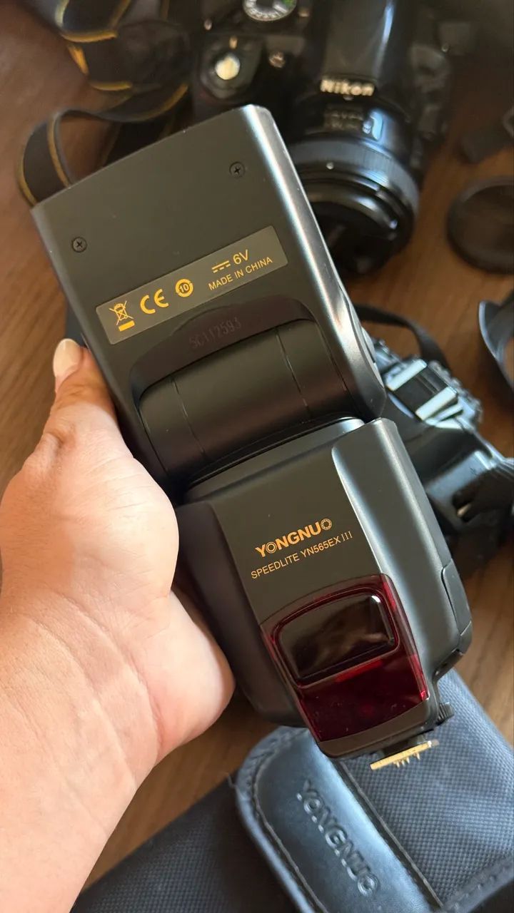 2 CÂMERAS NIKON D3100 + LENTES + FLASH + ACESSÓRIOS  - Foto 2