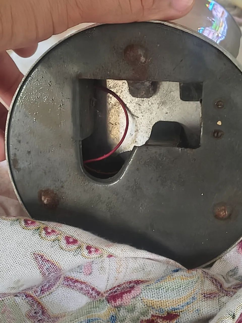 Vendo relógio de mesa antigo  - Foto 3