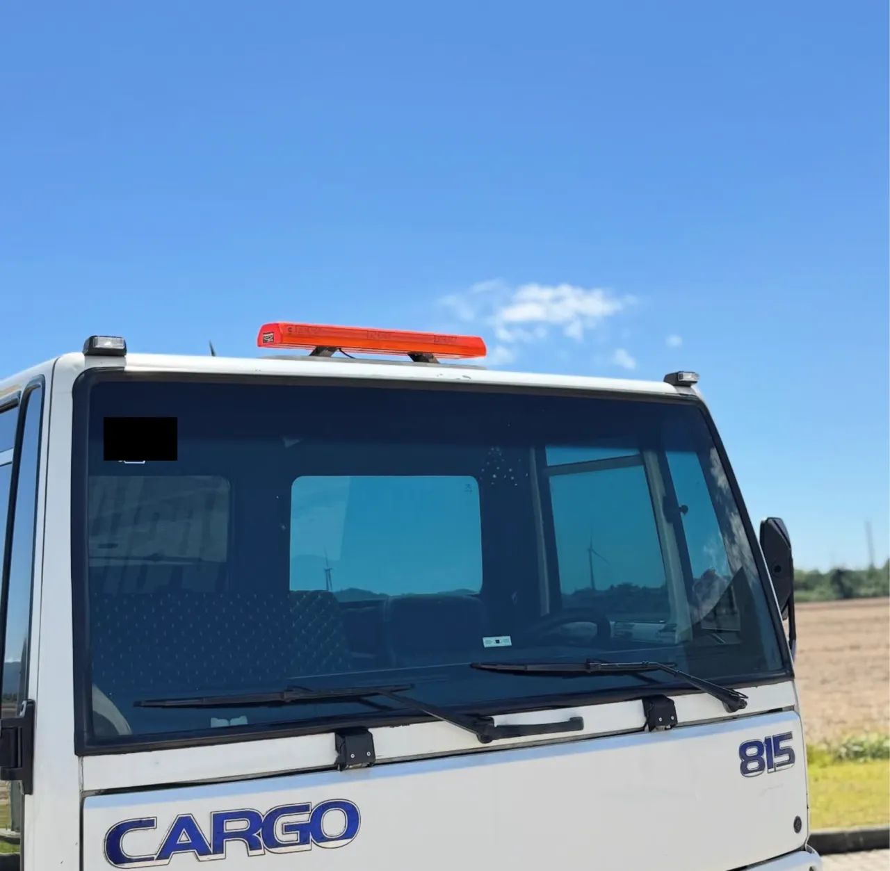 CARGO 815 PLATAFORMA GUINCHO  - Foto 4