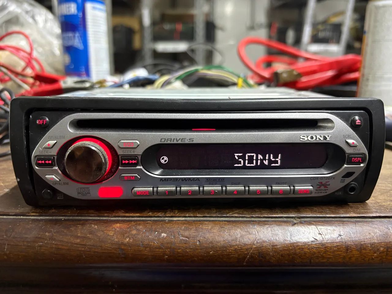 Sony cdx gt207x. Para concerto ou retirar peças 