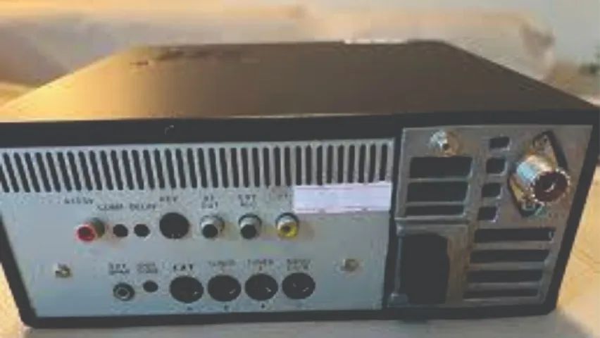 TRANSCEPTOR YAESU FT 840 - Foto 2