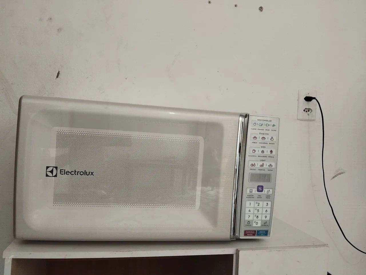 Microondas Eletrolux 34L 