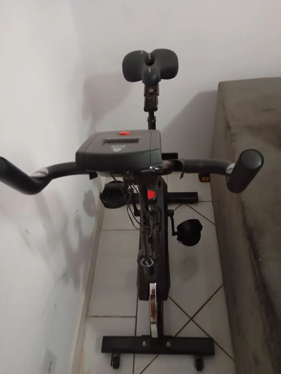 Vendo bicicleta ergométrica 