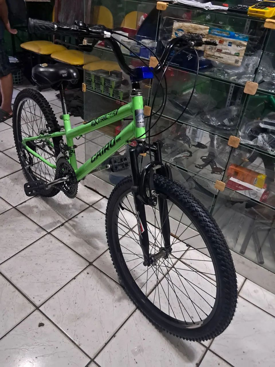 BICICLETA ARO 24 CAIRU SEMINOVA COM MARCHA  - Foto 3
