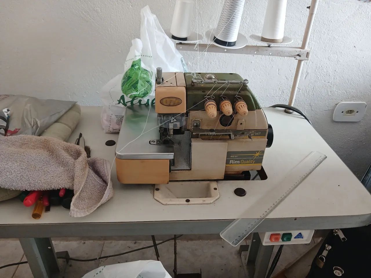 .máquina overlok