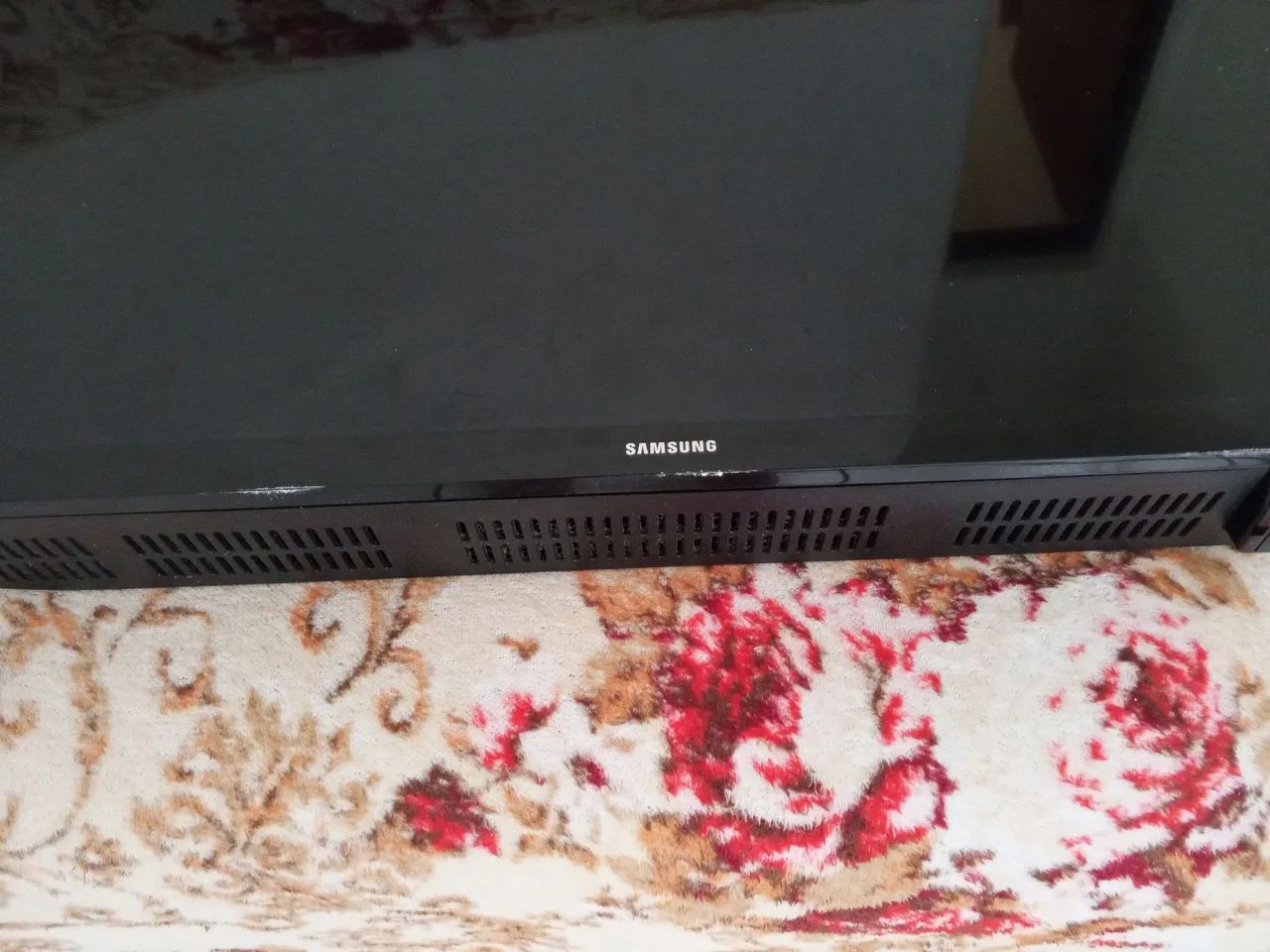 Vende - se uma TV 32 polegadas para retirada d peças  - Foto 2