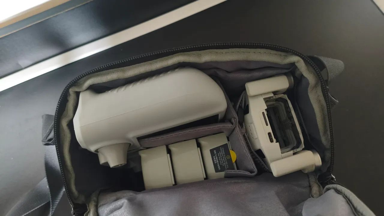DJI Mini 4 Pro - Combo Fly More Plus - Foto 6