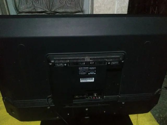 Tv smart Thoshiba 42 polegadas em perfeito estado. Aceito cartão com pequena taxa. - Foto 5