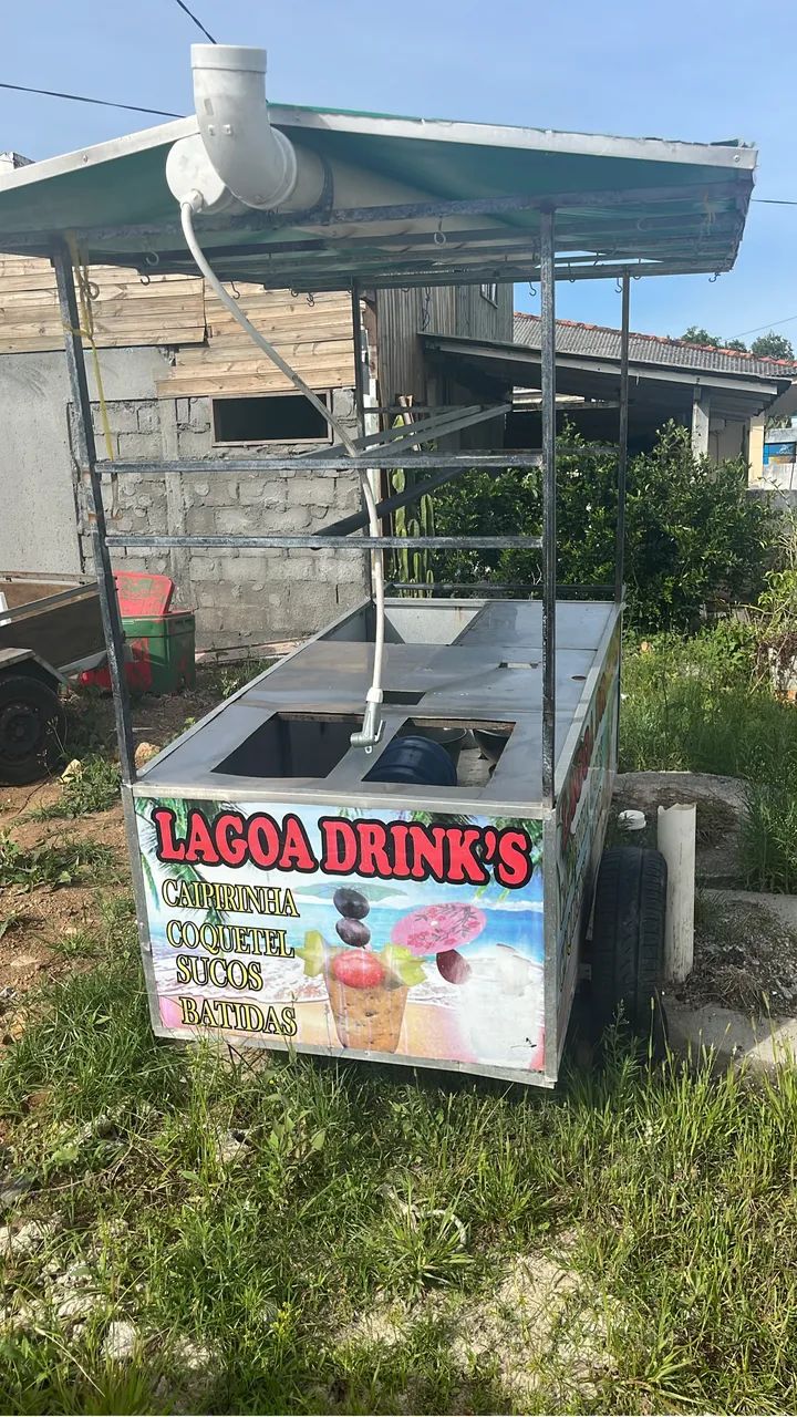 Carrinho de coquetel 