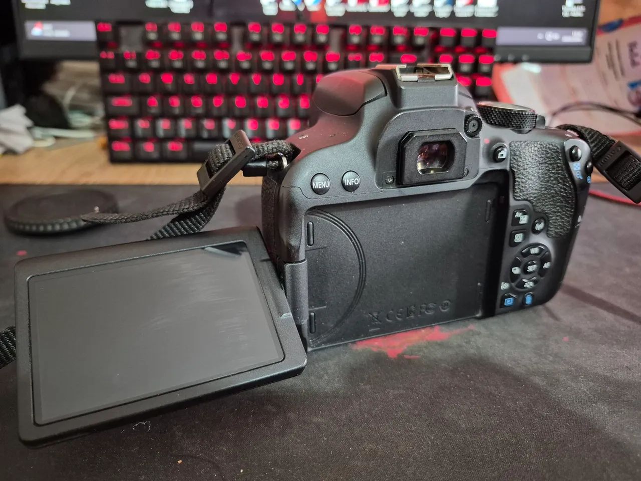 Canon Eos T7i + Lente 18-55mm - Foto 3