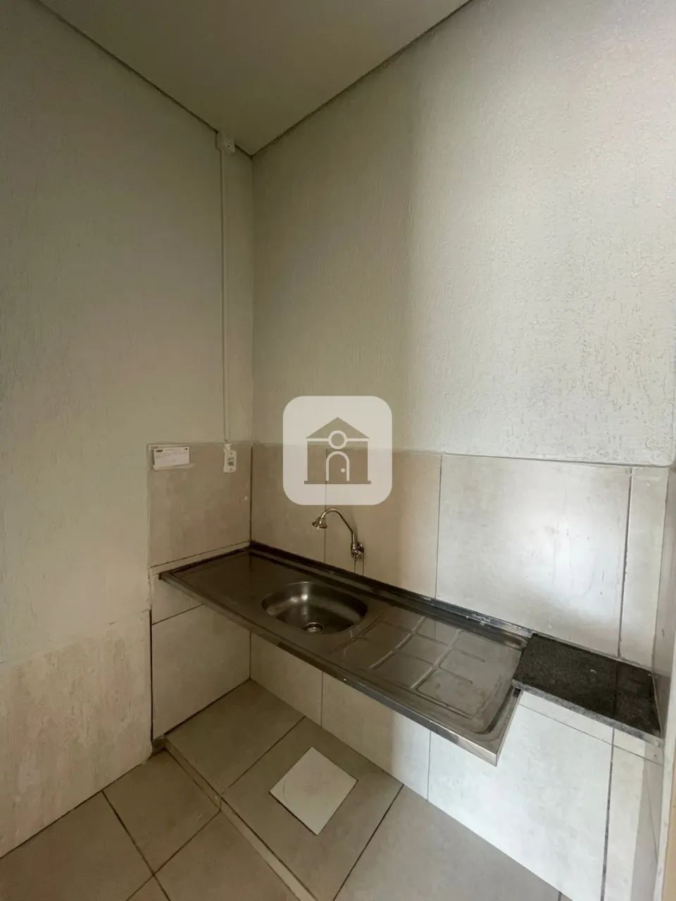 Cômodo comercial disponível para locação no bairro Granada - Foto 5