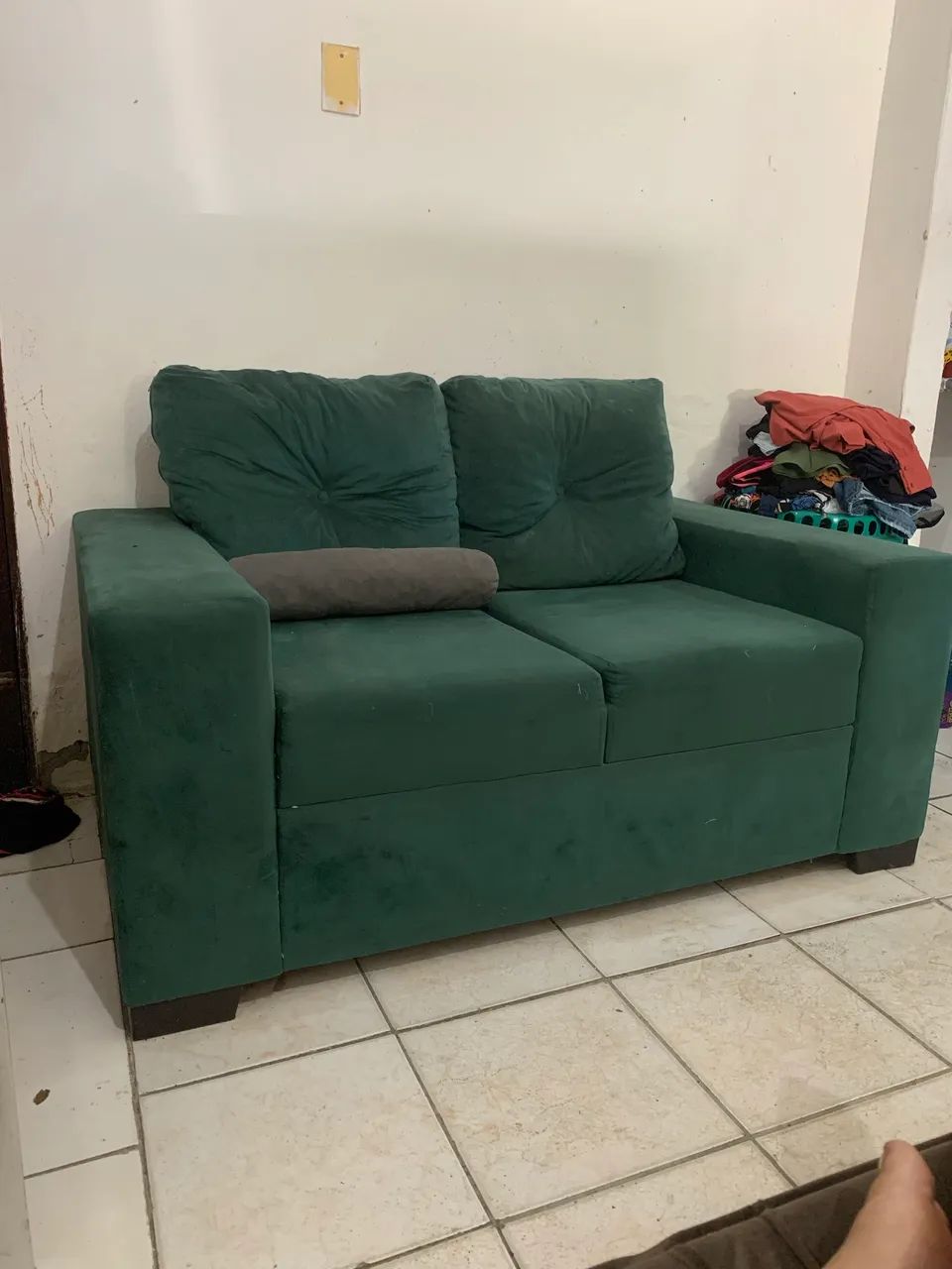 Sofá de veludo novo! 250,00