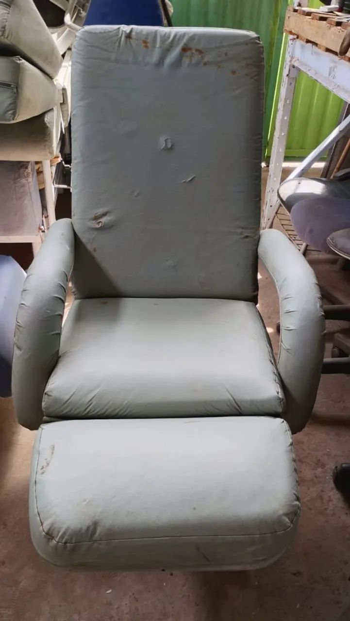 Poltronas Hospitalares - Foto 2