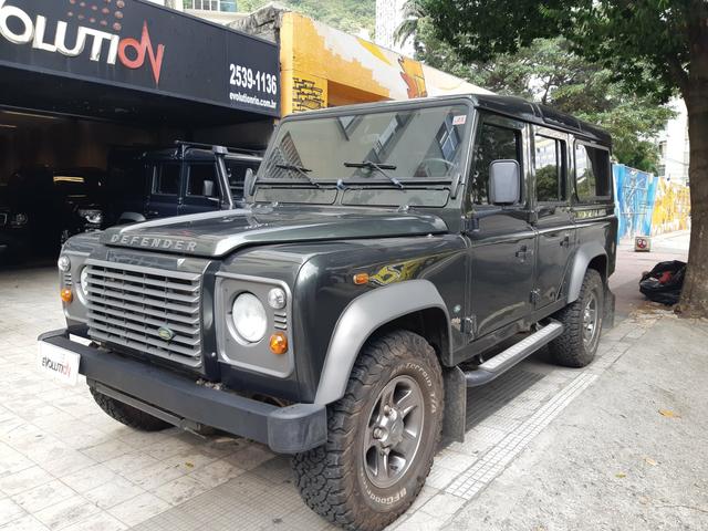 Land Rover Defender 110 County