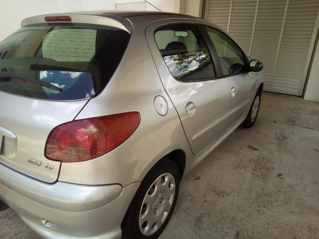 Peugeot 206 1.4 presence, 8V, gasolina, 4 portas - Foto 5