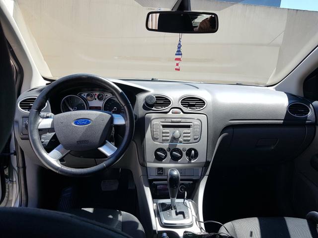 Focus GLX 2013 GNV vendo ou troco - Foto 6