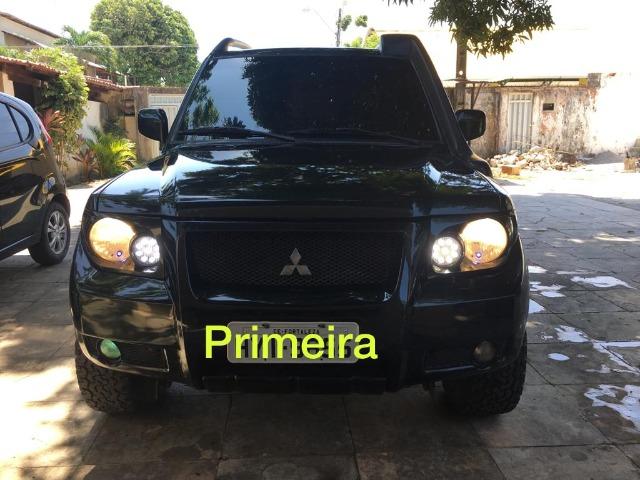 Mitsubishi Pajero Tr4 2.0 16v 4x4 em perfeito estado