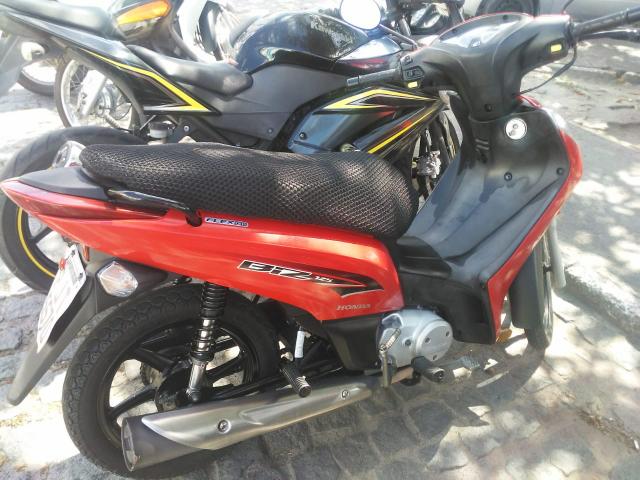 Biz 125 ano 2015 trocar do por carro - Foto 2