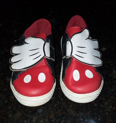 sapatenis mickey