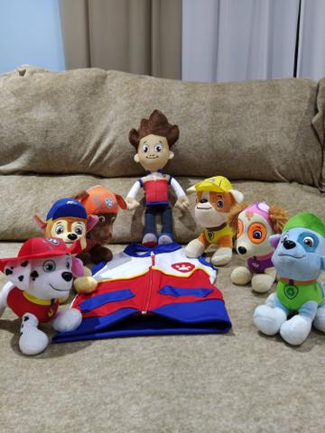 Vende a turma da patrulha canina de pelúcia +colete e 3 pares de tênis - Foto 2