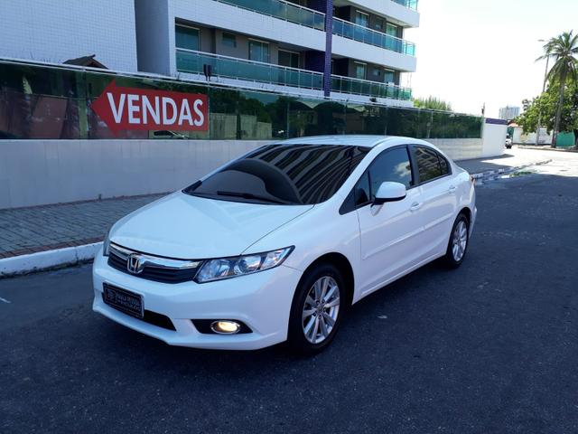 Honda Civic LXS 1.8 flex, automático, Branco, super novo