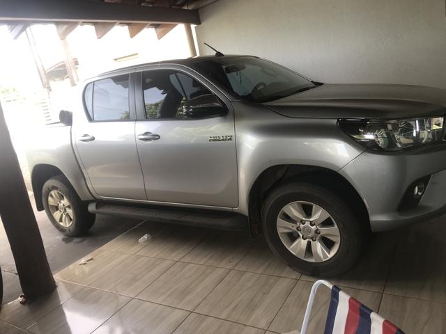Hilux srv