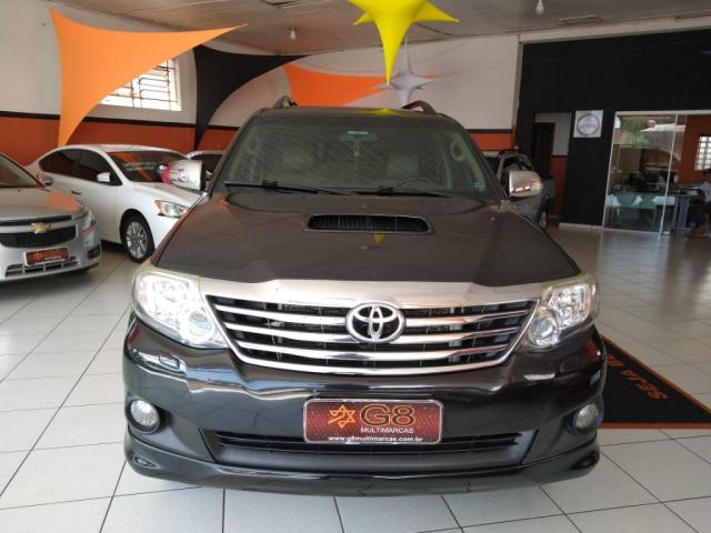 TOYOTA HILUX SW4 SRV D4-D 4X4 3.0 TDI DIES. AUT - Foto 3