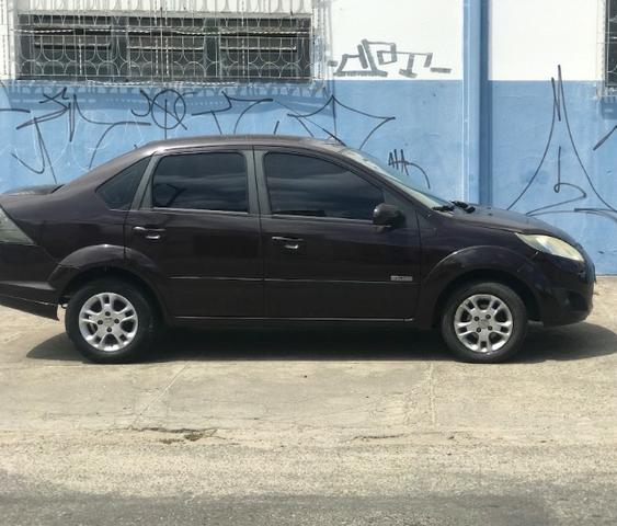 Imperdível - Ford Fiesta Sedan completo 2012 lindo!! - Foto 4