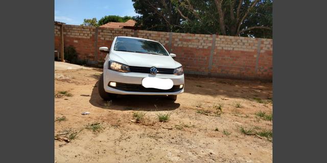 Voyage barato carro ,único dono novo muito bom pra Uber - Foto 2