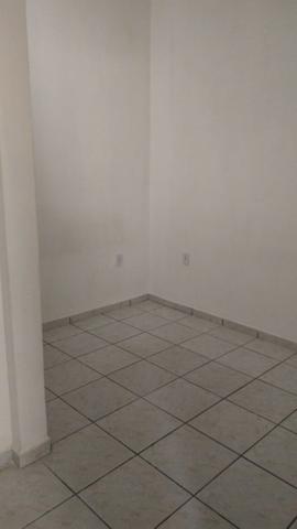 Apartamento 2/4 Bem Localizado Alto Maron - Foto 6