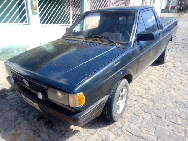 Vendo saveiro 96 td forrado com vidro trava e alarme - Foto 6