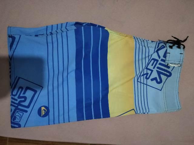 Vendo  bermuda Tech Tel quikSilver #Nova