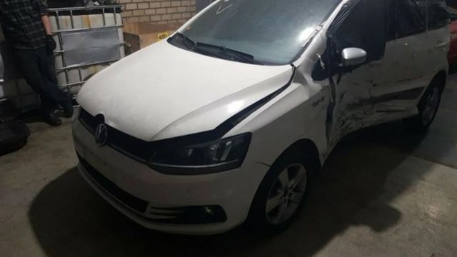 VW Fox 1.6 2016 Cambio Capo Airbag Farol Mecanica Motor Suspensão Porta Sucata - Foto 2