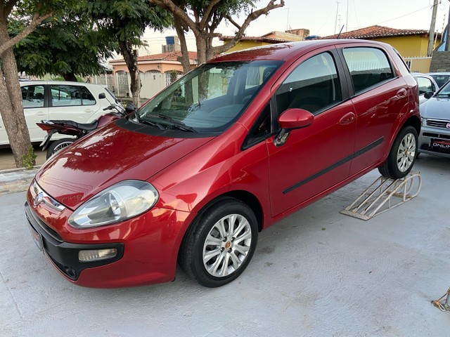 FIAT PUNTO ATTRACTIVE 1.4 2013