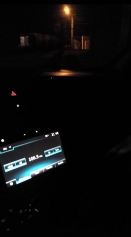 VENDO CARRO RENAULT SANDERO