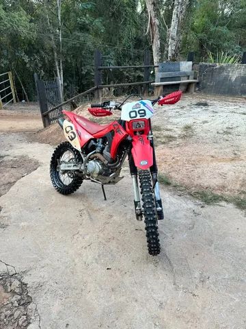 Honda CRF 230  Moto de trilha, Carros e motos, Capacetes para