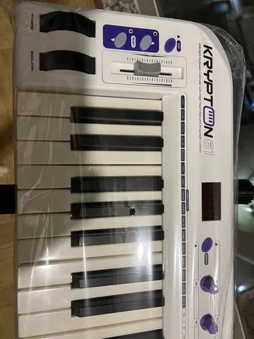 CW-ONE-PRO （used） KRYPTON 61 Waldman - Instrumentos musicais - Samambaia Sul