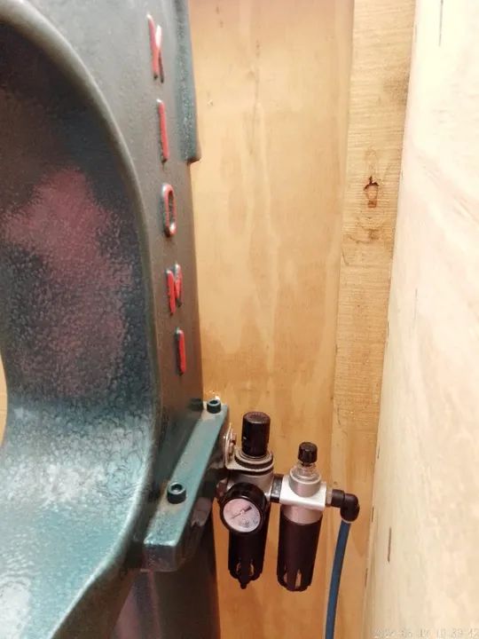 Rebitadeira Pneumática em Lonas de Freio e discos de fricção. - Foto 2