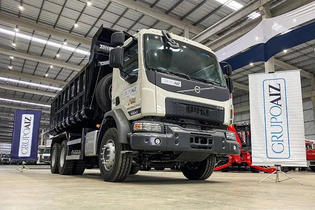Caminhão Volvo VMX 290 6x4 Caçamba Basculante Convencional 14m³ - Foto 2