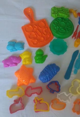Lote de peças de massinha de modelar - Foto 3