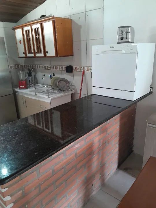 Temporada em casa aconchegante com piscina e churrasqueira