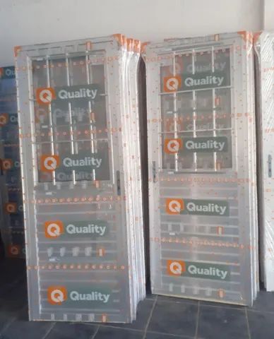 Porta Alumínio Postigo Basculante Veneziana (Nova) - Foto 2